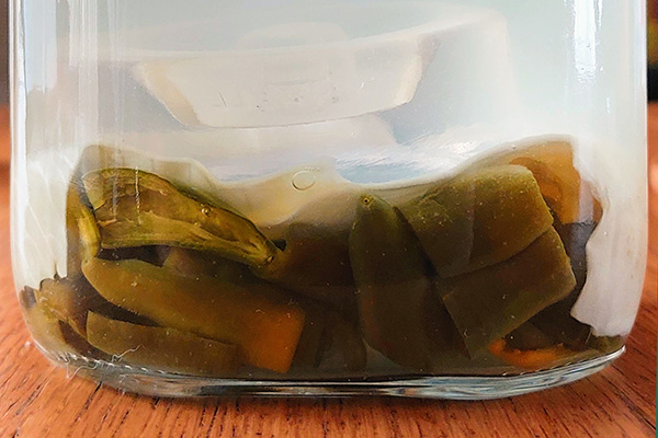 photo of a lot of jalapenos